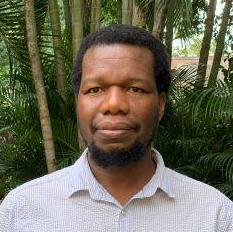 Dr Lance Maphosa